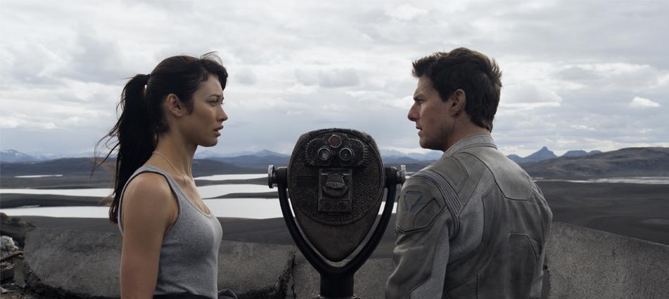 Oblivion - Joseph Kosinski (Tom Cruise, Olga Kurylenko)